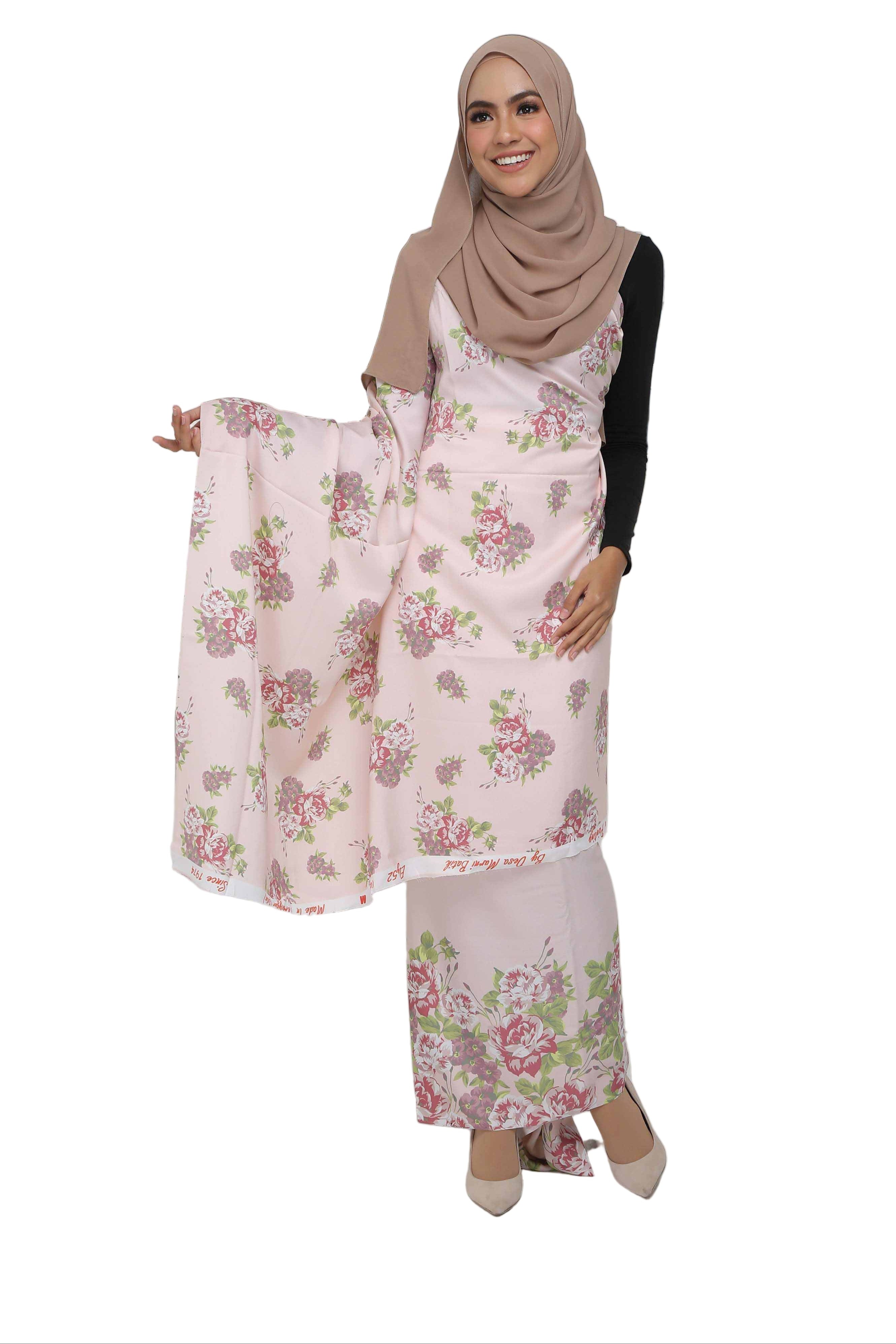 BATIK TERENGGANU PAINTING ROYAL SATIN ELY 52